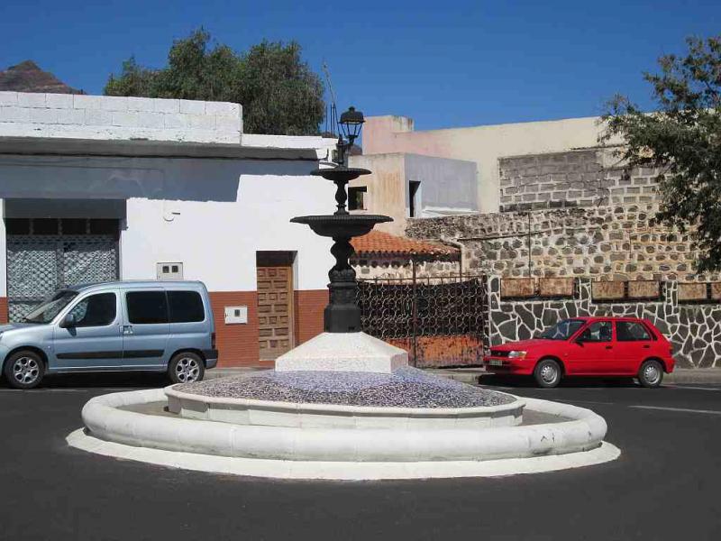 Name:  Fotorate Brunnen.jpg
Hits: 399
Gre:  76,3 KB
