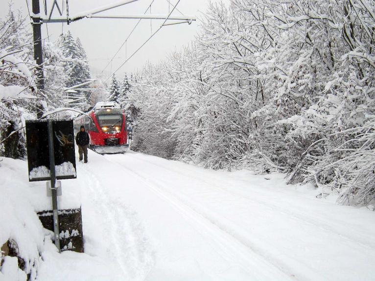 Name:  schnee1.jpg
Hits: 437
Gre:  100,4 KB