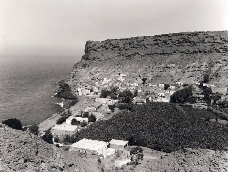 Name:  Puerto de Mogan.jpg
Hits: 4525
Gre:  98,1 KB